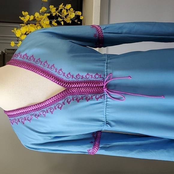 Mods international Bohemian, style dress, medium blue with purple enbroidery. M - Picture 2 of 12